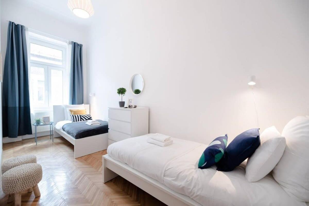 Excellent Location Lovely With Ac Appartamento *